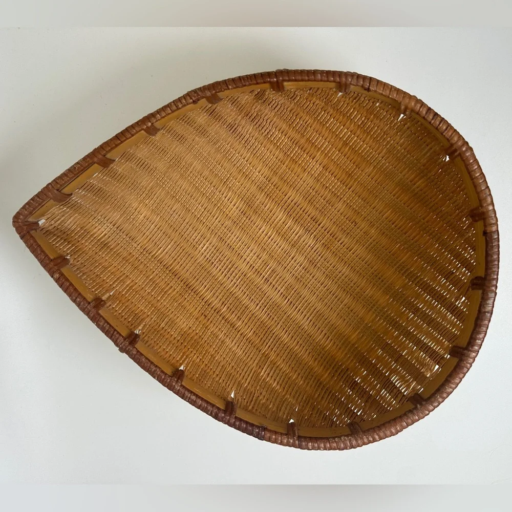 VTG Teardrop Shaped Wicker Woven Basket Decorative Curved Boho Rain‎ Drop